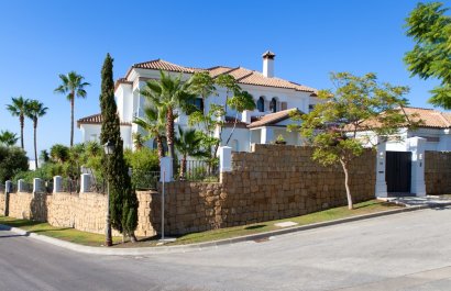 Resale - Villa - Estepoa - Los Flamingos