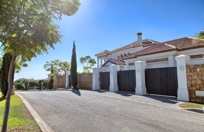 Resale - Villa - Estepoa - Los Flamingos