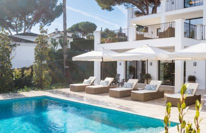 Resale - Villa - Marbella - Nueva Andalucía