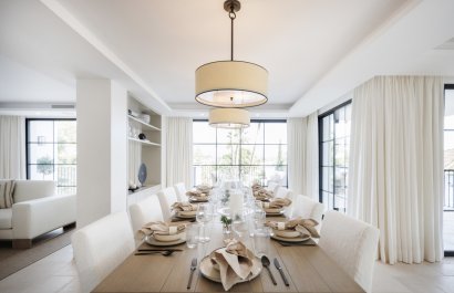 Resale - Villa - Marbella - Nueva Andalucía