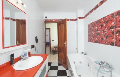 Resale - Villa - Torrevieia - La Mata