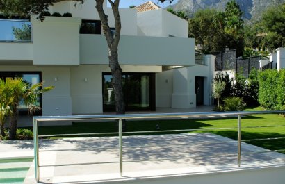 Resale - Villa - Marbella - Sierra Blanca