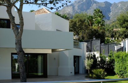 Resale - Villa - Marbella - Sierra Blanca