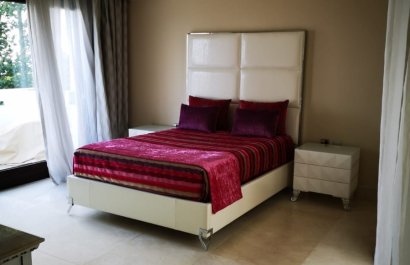 Resale - Villa - Marbella - Sierra Blanca