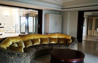 Resale - Villa - Marbella - Sierra Blanca