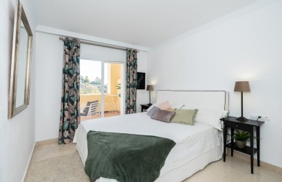 Resale - Apartment / flat - Benahavís - La Quinta