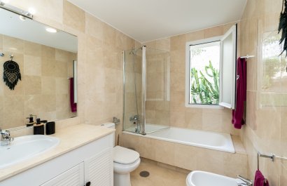 Resale - Apartment / flat - Benahavís - La Quinta