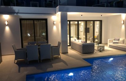 Resale - Villa - Marbella - San Pedro Alcántara