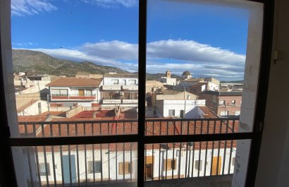 Resale - Townhouse / Duplex / Corner - Salinas