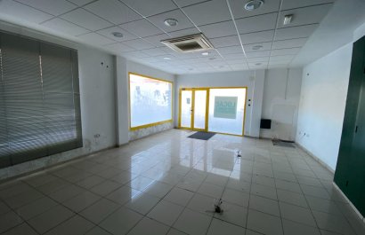 Resale - Townhouse / Duplex / Corner - Salinas