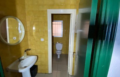 Resale - Townhouse / Duplex / Corner - Salinas