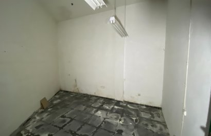 Resale - Townhouse / Duplex / Corner - Salinas