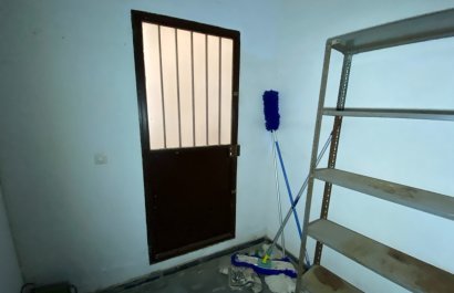 Resale - Townhouse / Duplex / Corner - Salinas