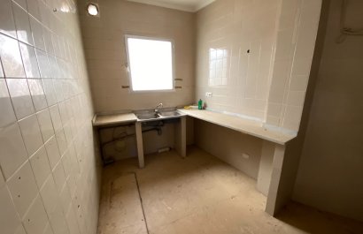 Resale - Townhouse / Duplex / Corner - Salinas