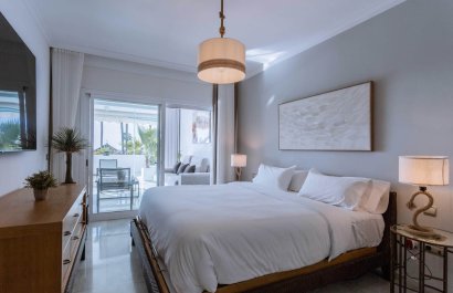 Resale - Apartment / flat - Marbella - Los Monteros