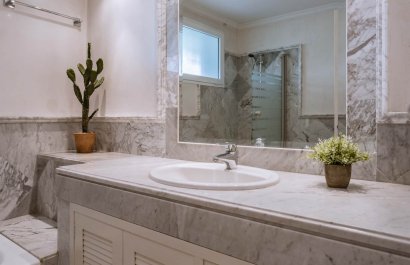 Resale - Apartment / flat - Marbella - Los Monteros