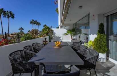 Resale - Apartment / flat - Marbella - Los Monteros