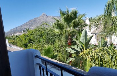 Resale - Townhouse / Duplex / Corner - Marbella - Los Naranjos de Marbella