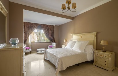 Resale - Villa - Estepoa - El Paraíso