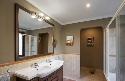 Resale - Villa - Estepoa - El Paraíso