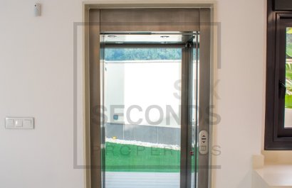 Resale - Villa - San Miguel de Salinas - Urbanizaciones