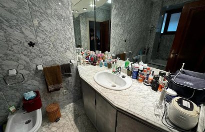 Resale - Villa - Elda