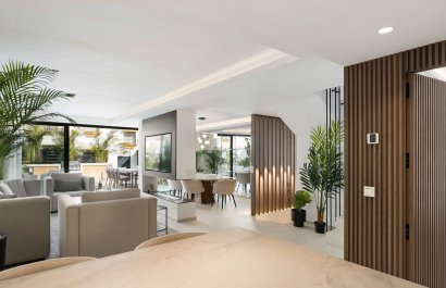 Resale - Townhouse / Duplex / Corner - Marbella - Golden Mile