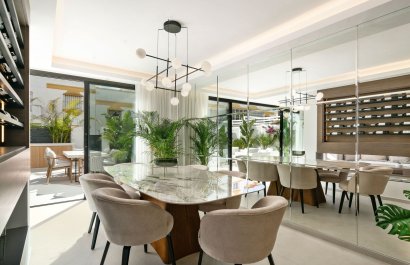 Resale - Townhouse / Duplex / Corner - Marbella - Golden Mile