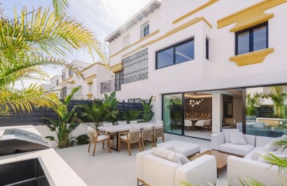 Resale - Townhouse / Duplex / Corner - Marbella - Golden Mile