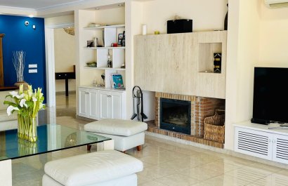 Resale - Villa - Benidorm