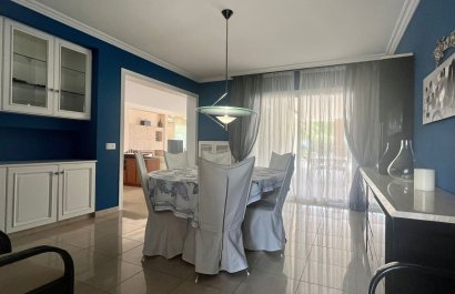 Resale - Villa - Benidorm