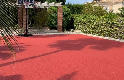 Resale - Villa - Benidorm