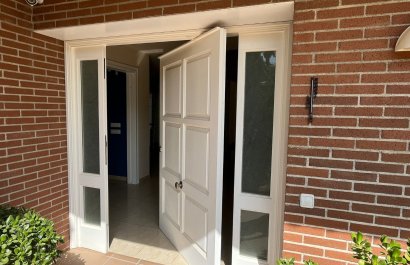 Resale - Villa - Benidorm