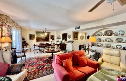 Resale - Apartment / flat - Marbella - Guadalmina Alta