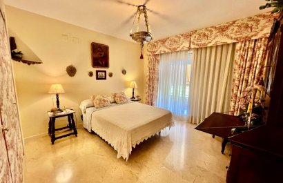 Resale - Apartment / flat - Marbella - Guadalmina Alta