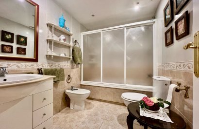 Resale - Apartment / flat - Marbella - Guadalmina Alta