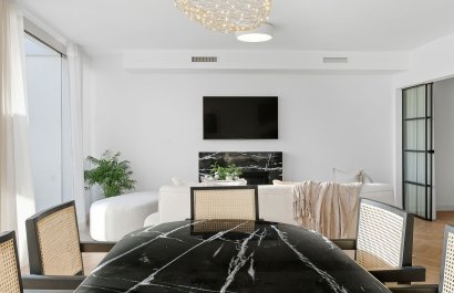 Resale - Apartment / flat - Marbella - Nueva Andalucía