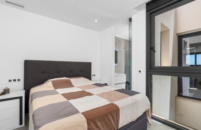 Resale - Villa - San Miguel de Salinas - Costa Blanca South