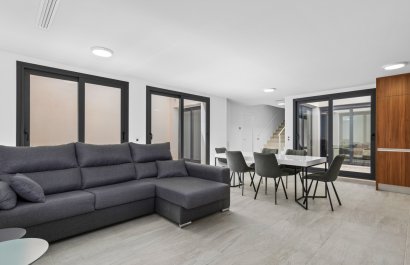 Resale - Villa - San Miguel de Salinas - Costa Blanca South