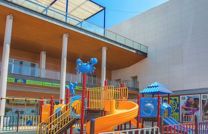 Resale - Townhouse / Duplex / Corner - Santa Pola - Santiago Bernabeu