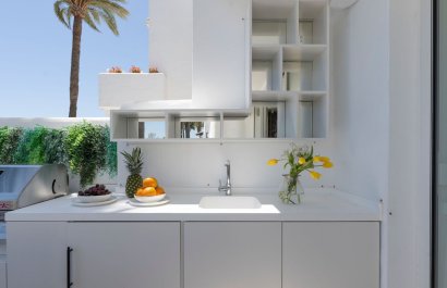 Resale - Apartment / flat - Marbella - Golden Mile