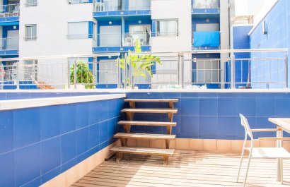 Resale - Apartment / flat - Torrevieia - Playa Los Locos