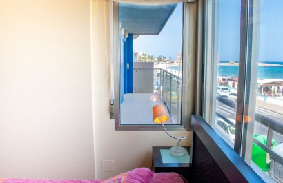 Resale - Apartment / flat - Torrevieia - Playa Los Locos