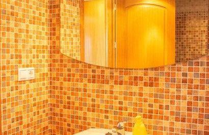 Resale - Apartment / flat - Torrevieia - Playa Los Locos