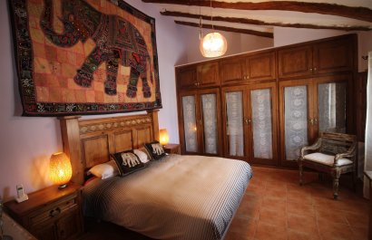 Reventa - Townhouse / Duplex - Blanca