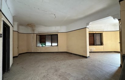 Resale - Townhouse / Duplex / Corner - Blanca