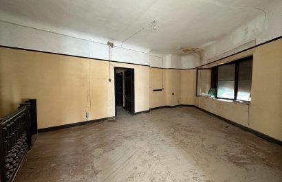 Resale - Townhouse / Duplex / Corner - Blanca