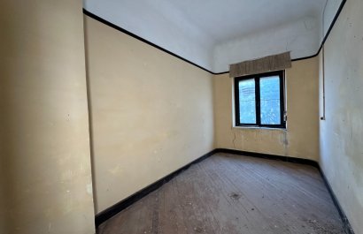 Resale - Townhouse / Duplex / Corner - Blanca