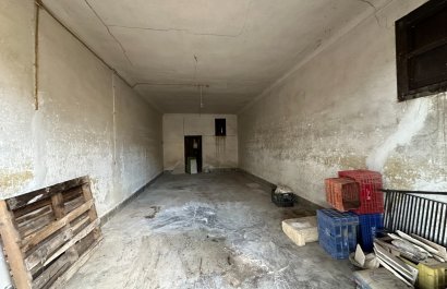 Resale - Townhouse / Duplex / Corner - Blanca