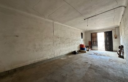 Resale - Townhouse / Duplex / Corner - Blanca